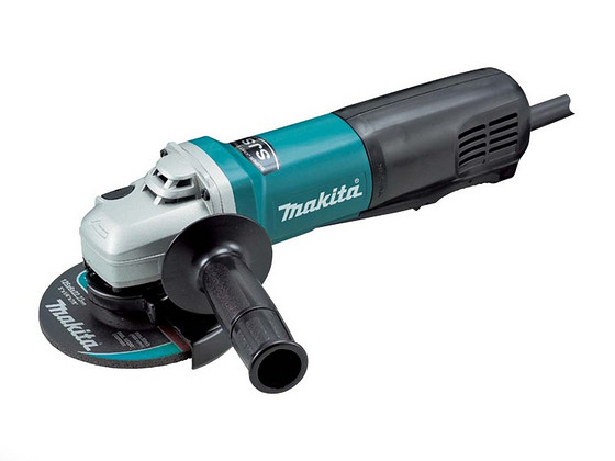 Relakas Makita GA6040