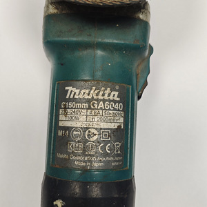 Болгарка Makita GA6040 (5 фото из 5)