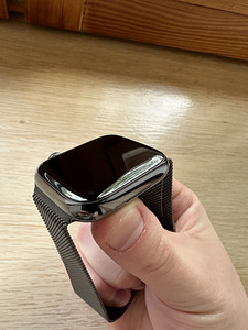 Apple Watch 8 45 мм графит с e-sim (7 фото из 9)