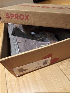Sprox (2 foto / 2)