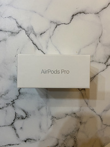 Airpods Pro 3 (USB-C),koopia (2 foto / 4)
