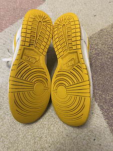 Nike (4 foto / 4)