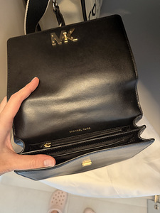 Сумка Michael Kors (5 фото из 5)