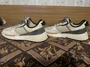 Bershka Sneakers Tossud (4 foto / 6)