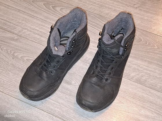 Зимние ботинки