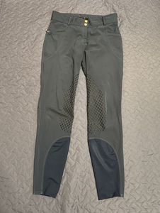 Naiste riided suurus 40 (4 foto / 9)