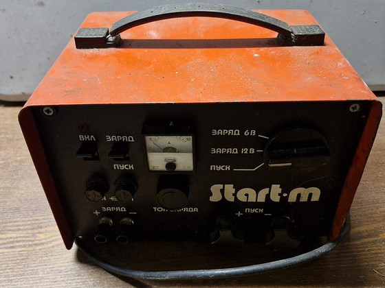 Зарядное устройство Start M