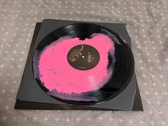 Arcane Pink & Black Splatter vinüülplaat