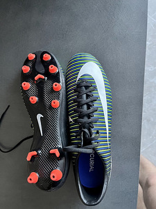 Nike Mercurial (1 фото из 3)