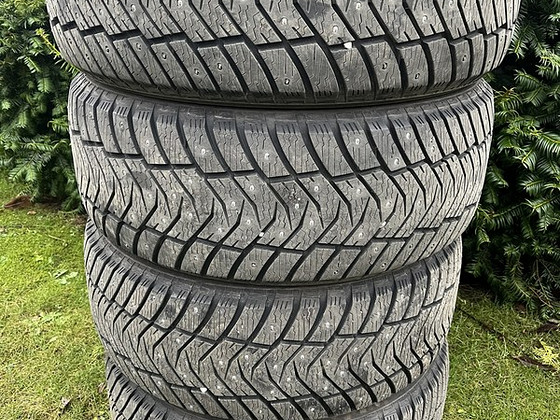 245/45R19 Yokohama IG65 зимние шины