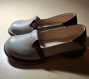 Naiste kingad, uued, suurus 38 (5 foto / 6)