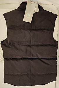 UUS! Canada Goose vest, suurus L (3 foto / 6)