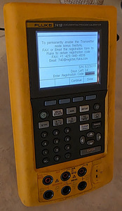 FLUKE471B Process Calibrator (3 foto / 4)