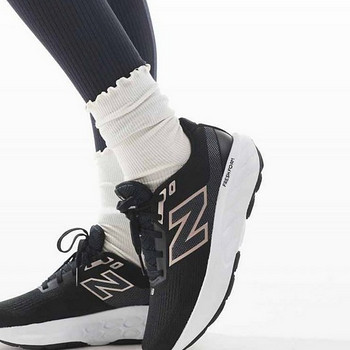 New Balance 520 running trainers in black 39 size
