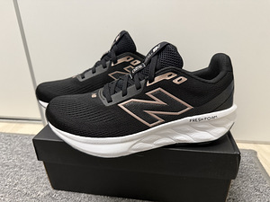 New Balance 520 running trainers in black 39 size (7 foto / 8)