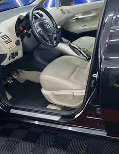 Toyota Auris 2008 2.2 130 KW diesel (3 foto / 5)