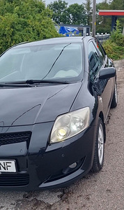 Toyota Auris 2008 2.2 130 KW diesel (5 foto / 5)