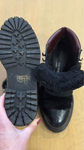 Naiste talvesaapad «Kurt Geiger London» (2 foto / 3)