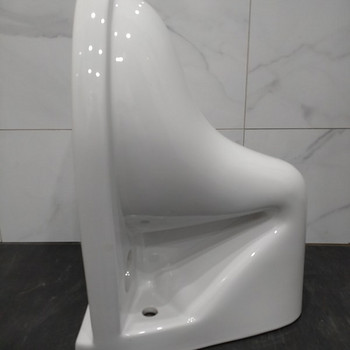 Seinale kinnitatav wc pott