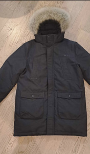 Uueväärne Tommy Hilfigeri talveparka (1 foto / 5)