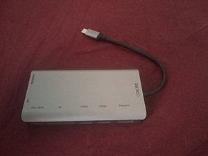 Docking station (1 foto / 2)