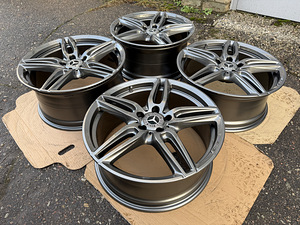 19" оригинальные диски Mercedes-Benz W213 AMG 5x112 (5 фото из 9)