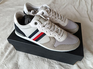 Кроссовки Tommy Hilfiger - 44 (2 фото из 2)