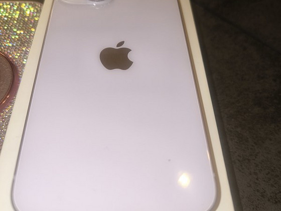 iPhone 14 purple