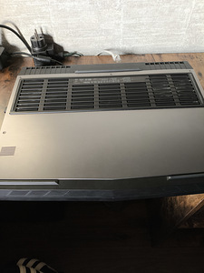 Alienware i7 8750h 1070 32 DDR4 "17 120hz (3 фото из 4)