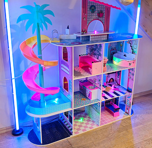 Nukumaja L.O.L Surprise! OMG Fashion House (originaal MGA) (1 foto / 10)