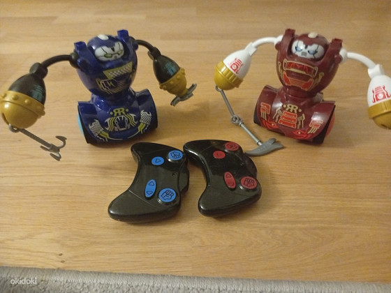 Игрушки