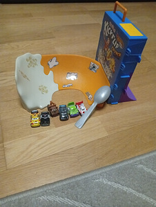 Игрушки (1 фото из 1)