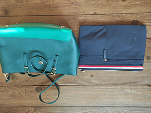 Tommy Hilfiger käekott ja läpaka/tahvli kott (1 foto / 5)