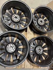 Audi valuveljed, suurus 19, PCD 5x100/112 (2 foto / 6)