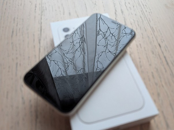 iPhone 11, 128GB, Mudel A2221