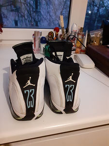 NIKE (1 фото из 9)