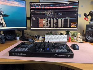 Pioneer DDJ-400 + Pioneer DM-40 + Pioneer HDJ-X5 (8 foto / 8)