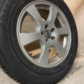 Зимние шины Yokohama + диски R17, 235/65, / 4 штуки
