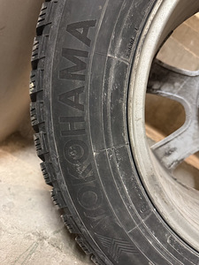 Зимние шины Yokohama + диски R17, 235/65, / 4 штуки (3 фото из 7)