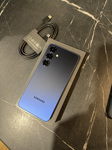 Samsung Galaxy S25 (1 фото из 2)