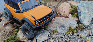 Traxxas TRX-4M Ford Bronco 1/18 RC auto palju lisasi (5 foto / 10)