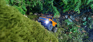 Traxxas TRX-4M Ford Bronco 1/18 RC auto palju lisasi (6 foto / 10)