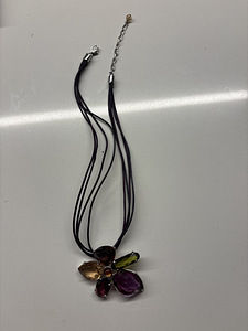Колье Swarovski (2 фото из 2)
