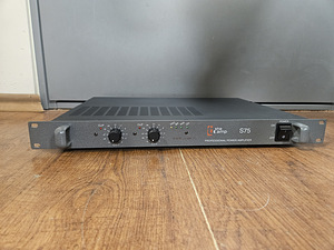 The T Amp S75 Professional Power Amplifier (5 foto / 5)