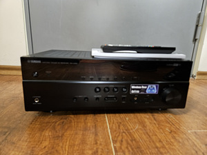 Yamaha RX-V485 MusicCast 5.2 Kodukino ressiiver (1 foto / 3)
