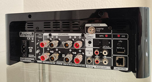 Marantz M-CR611 ressiiver CD-mängija (8 foto / 10)