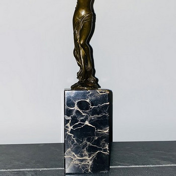ART-DECO pronksist tantsija kuju