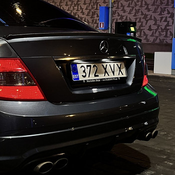 Mercedes Benz w204