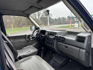Volkswagen Transporter (5 foto / 7)