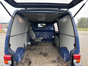Volkswagen Transporter (6 foto / 7)